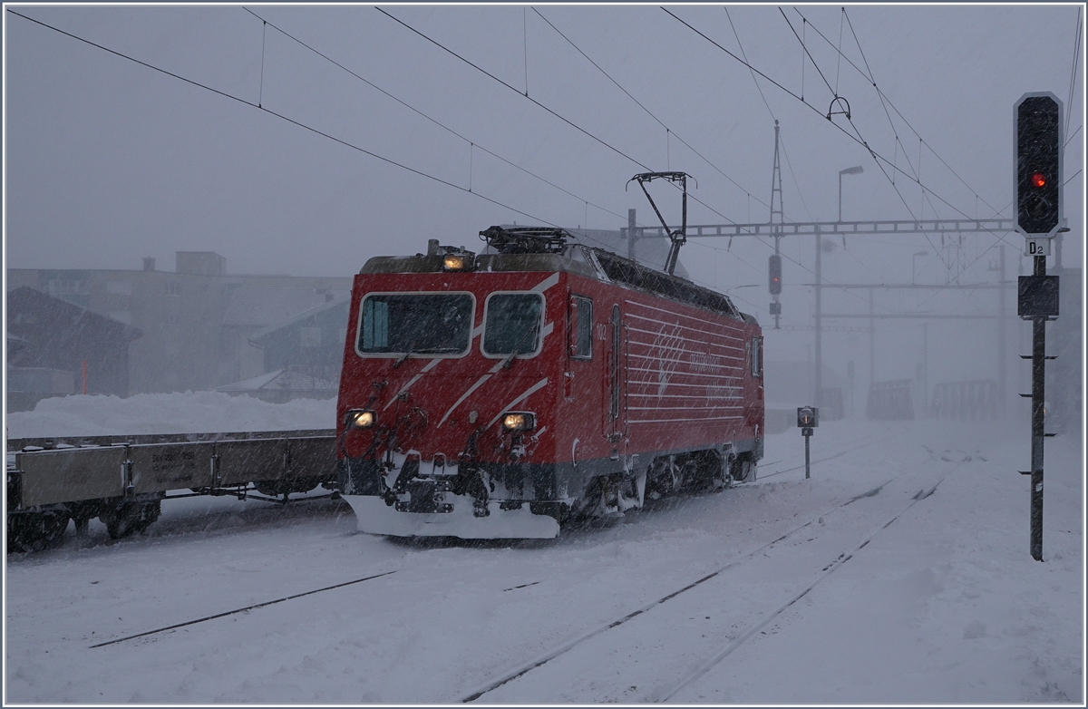 Die MGB HGe 4/4 102 in Andermatt.
5. Jan 2017