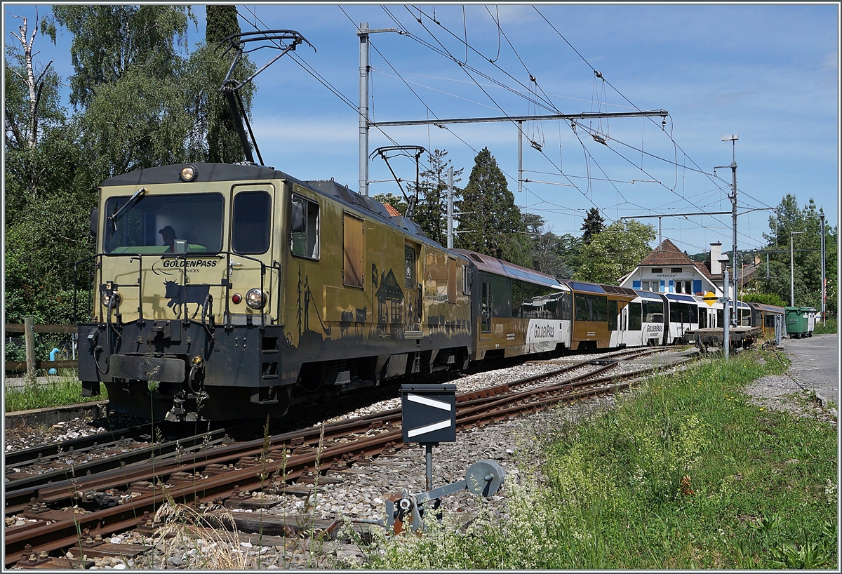 Die MOB GDe 4/4 6003 ist bei Fontanivent mit einem MOB Golden Pass Panoramic Express auf dem Weg von Montreux nach Zweisimmen. 

10. Mai 2020