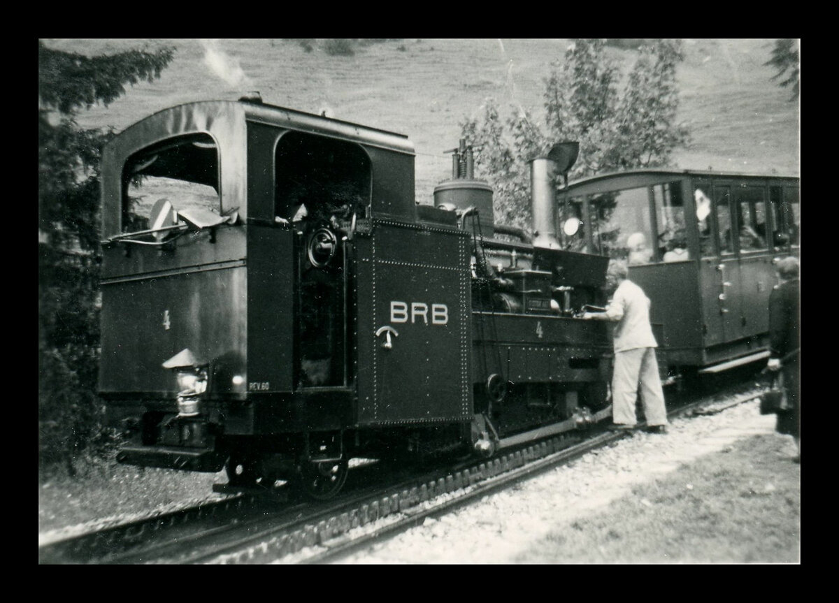 Die Originallokomotiven von 1891/92 der Brienz Rothorn Bahn: Lok 4 auf der Planalp, 21.Juli 1961 