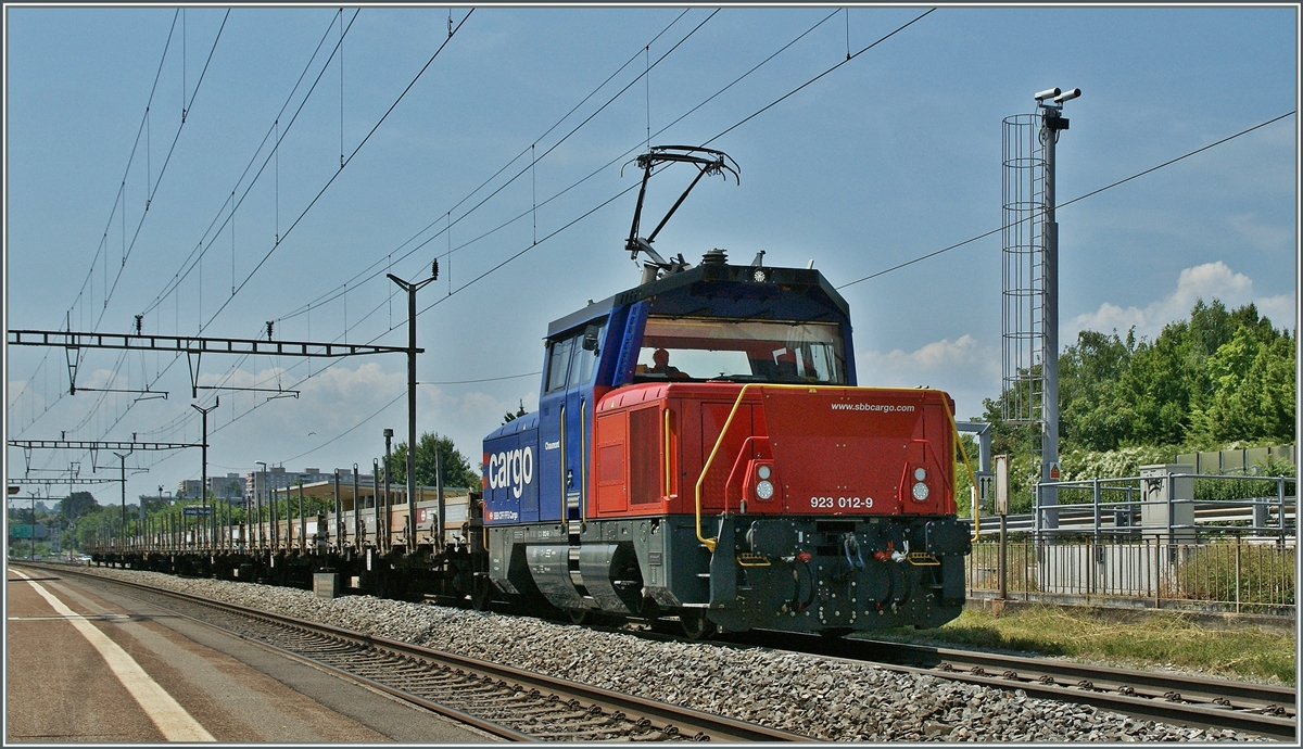 Die SBB 923 012-9 in Lonay-Prveranges.
15.07.2013 