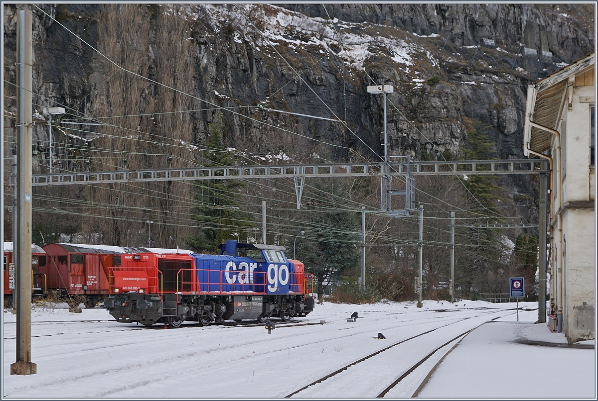 Die SBB Am 843 090-2 rangiert in St-Maurice.
11 Dez. 2017