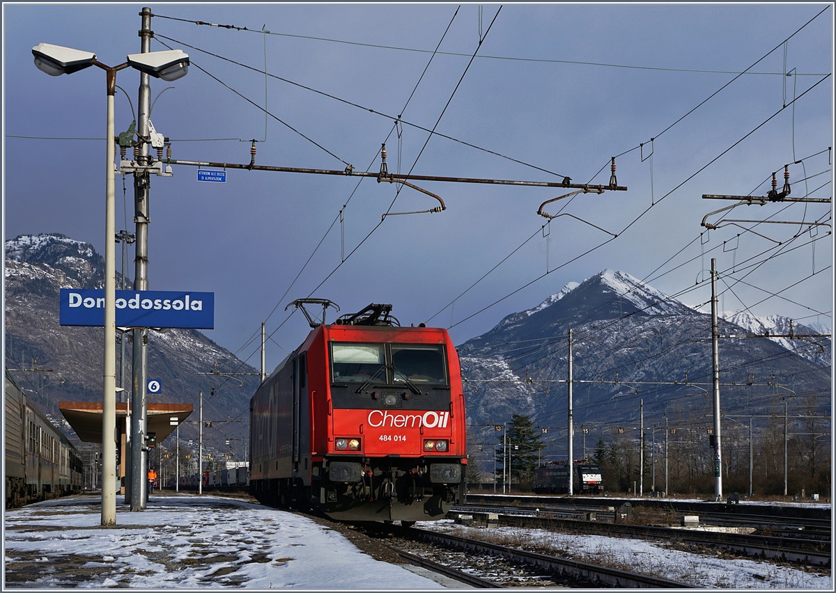 Die SBB Cargo 484 014 in Domodossola.
14. Jan. 2017