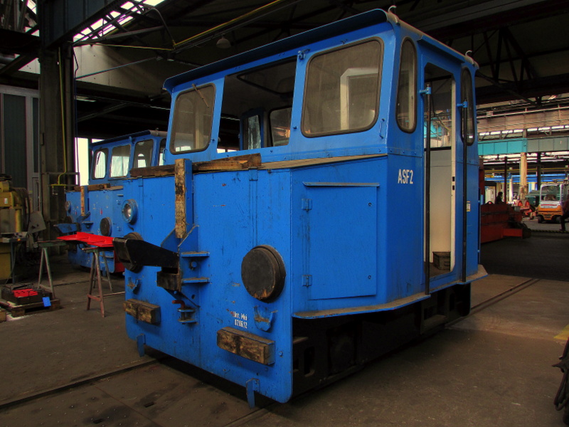 Die Werklok ASF 2 in der Richthalle des DLW Meiningen am 26.April.2014