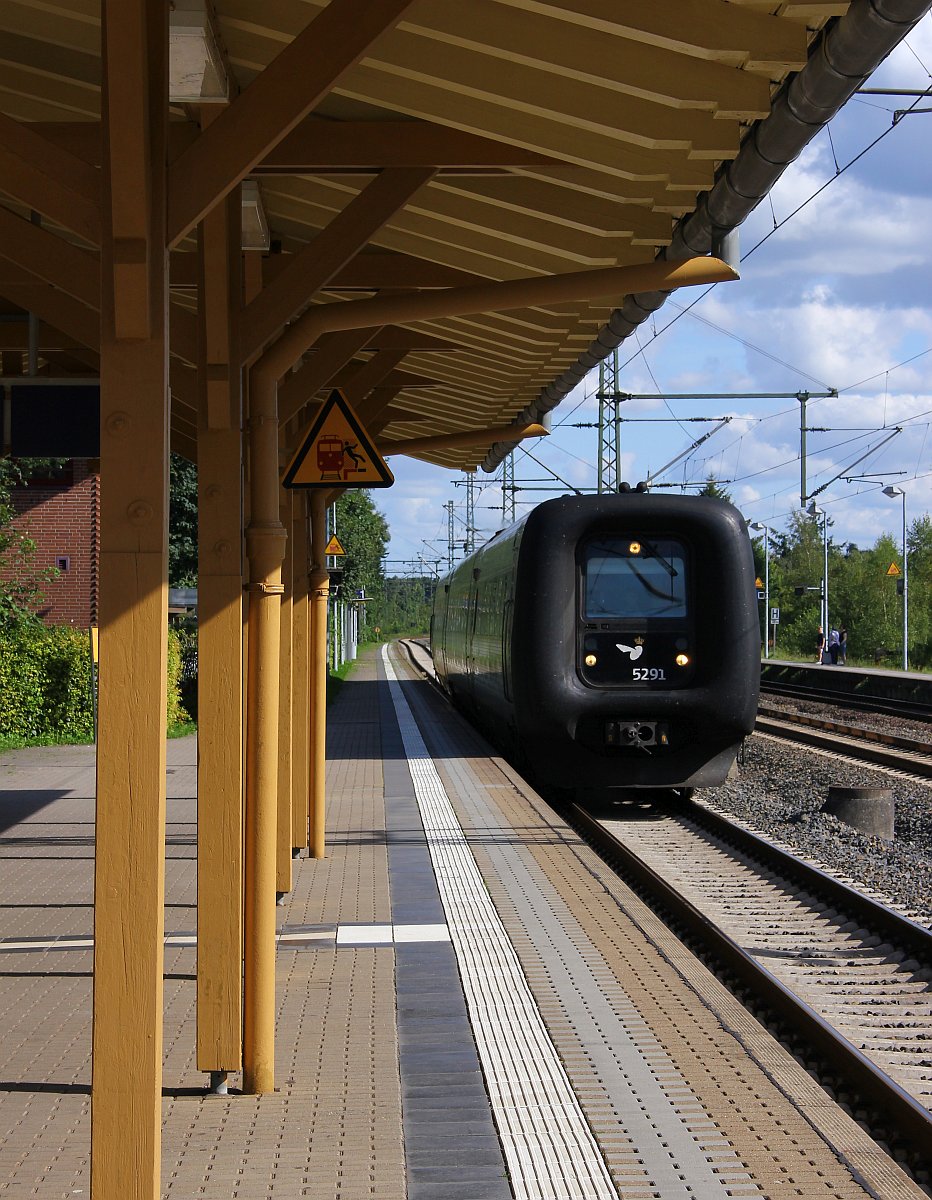 DSB IC3 MFA/FF/MFB 50/54/5291 als EC auf dem Weg nach Dnemark. 16.08.2017 (04300)