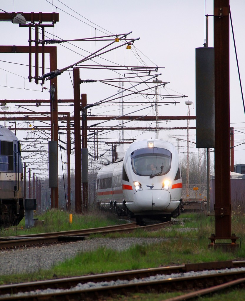 DSB/DB ICE-D 0605 004/104/204/504 Tz5504 hat ICE 381 nach Berlin Einfahrt in Padborg. 11.04.2014