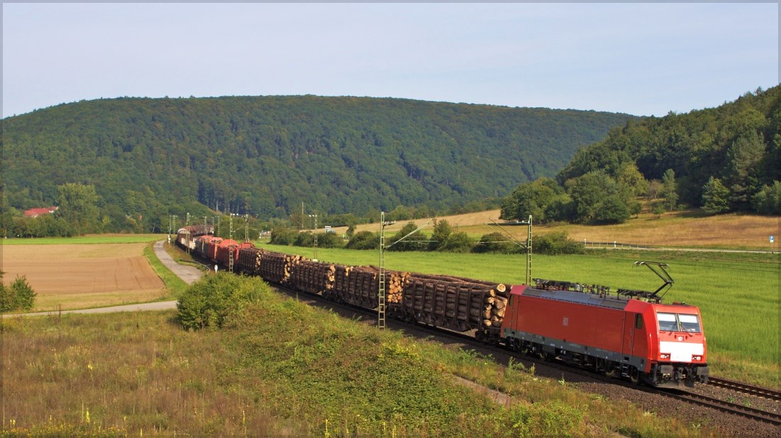 E 186 333 mit gemischtem Güterzug am 22.08.14 in Harrbach (Main)