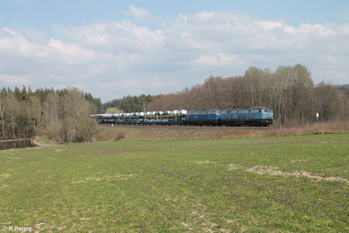 EGP 225 002 + 218 201 mit dem DGS 95062 Glauchau - München Milbershofen bei Oberteich. 06.04.19