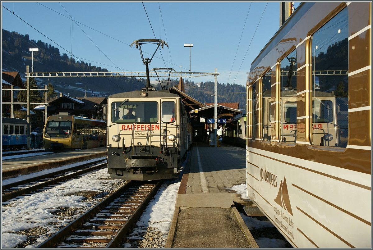 Eigentlich sollte deis ei  Zugsuchbild  werden, doch der ABDe 8/8 hat sich doch zu arg versteckt...
Zweisimmen, den 5. Dez. 2013 