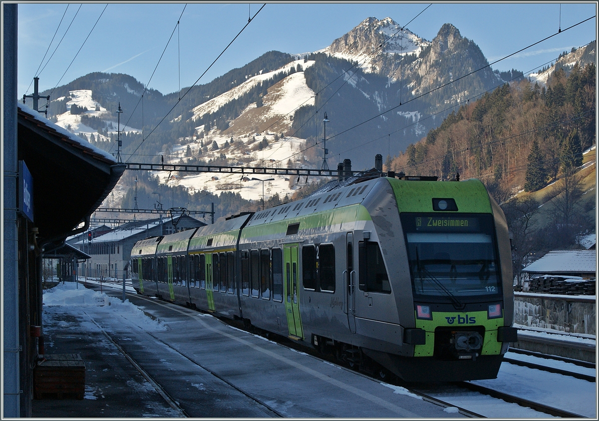 Ein BLS  Lötschberger  in Boltigen.
5. Dez. 2013