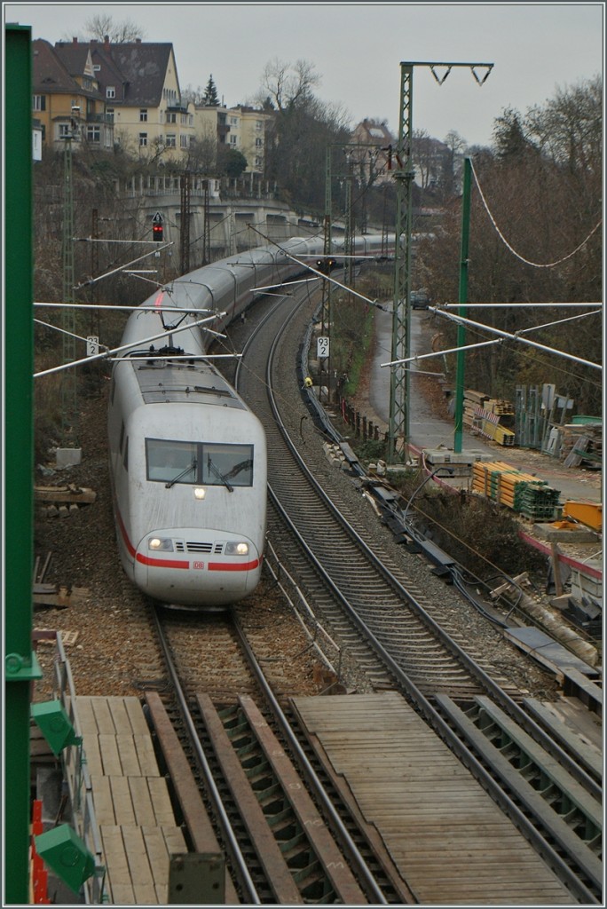 Ein ICE erreicht aus Richtung Stuttgart kommend Ulm HBF.
29.11.2013