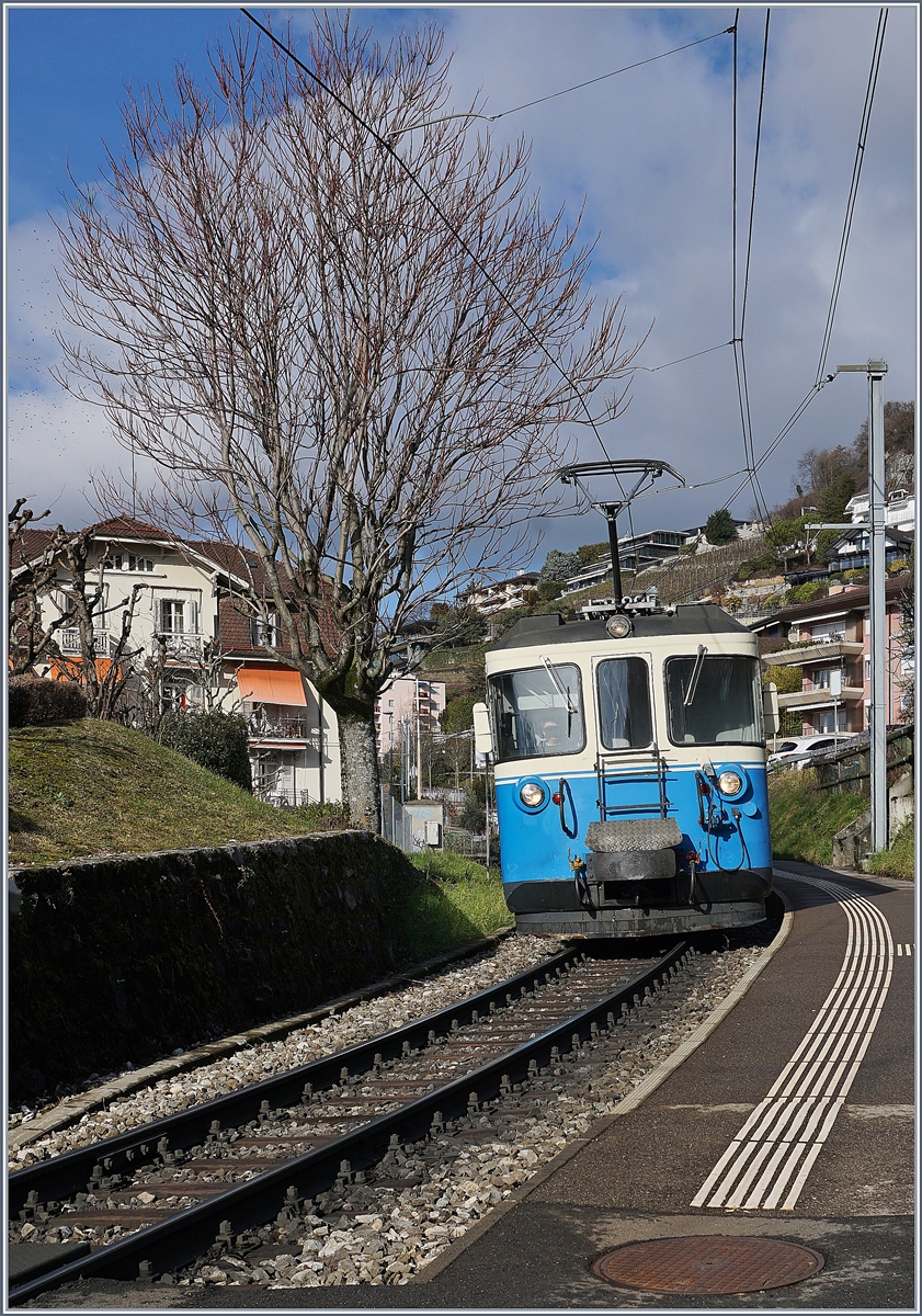 Ein MOB ABDe 8/8 Serie 4000 beim Halt in Montreux College. 

18. Jan. 2019