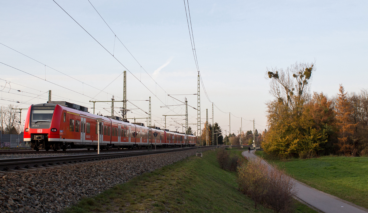 Ein Nachschuß auf 425 126-0 nach Landshut wurde am 24.11.14 in München-Obermenzing angefertigt.