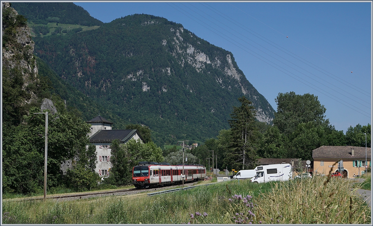 Ein Region Alps Domino auf dem Weg von St-Gingolph nach Brig kurz vor Vouvry.

1. Juli 2019
