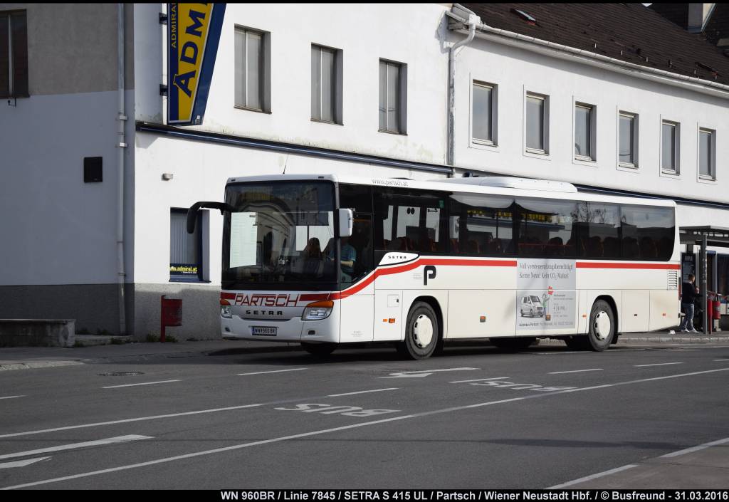 Ein SETRA S 415 UL von Partsch (Wiener Neustadt).