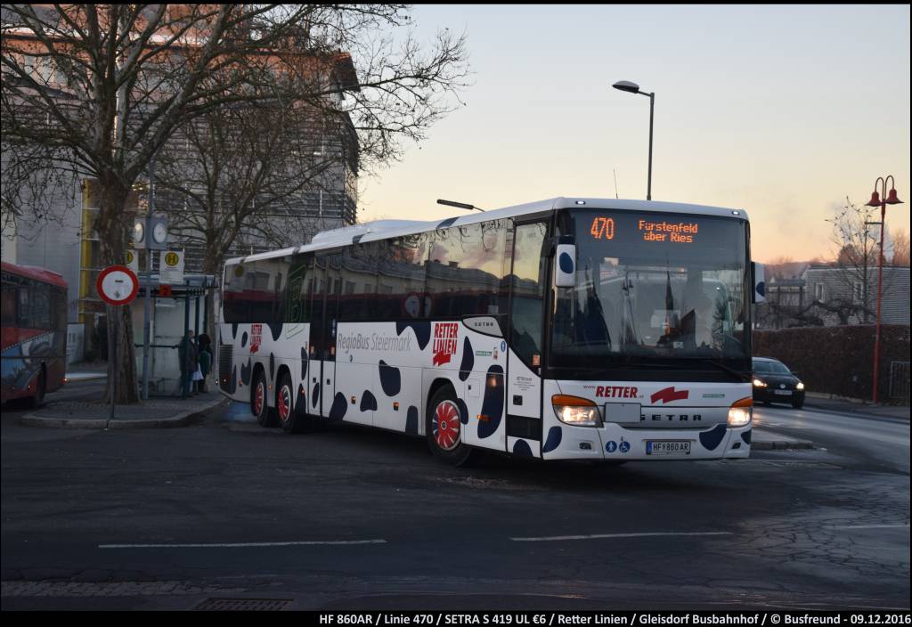 Ein SETRA S 419 UL €6 der Fa. Retter Reisen verlässt den Busbahnhof Gleisdorf.