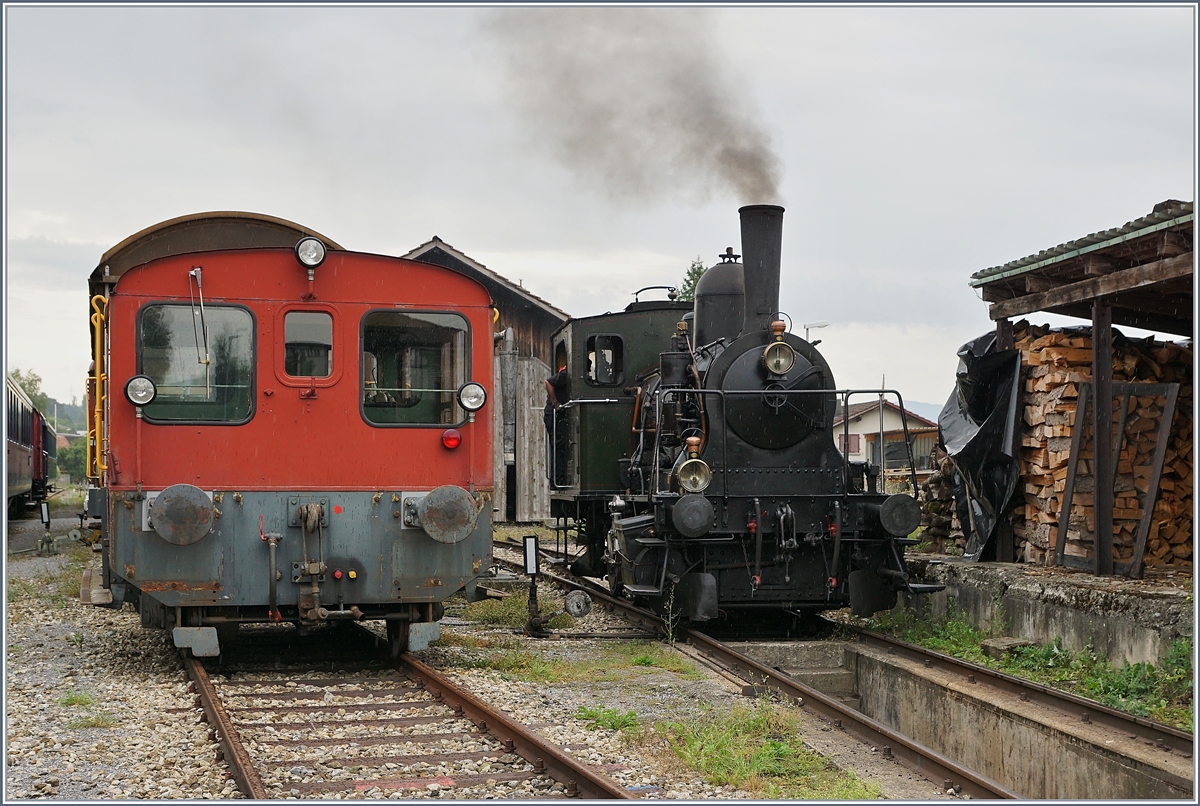 Ein Tm II und die ST E 3/3 N° 5 in Triengen.
27. Aug. 2017