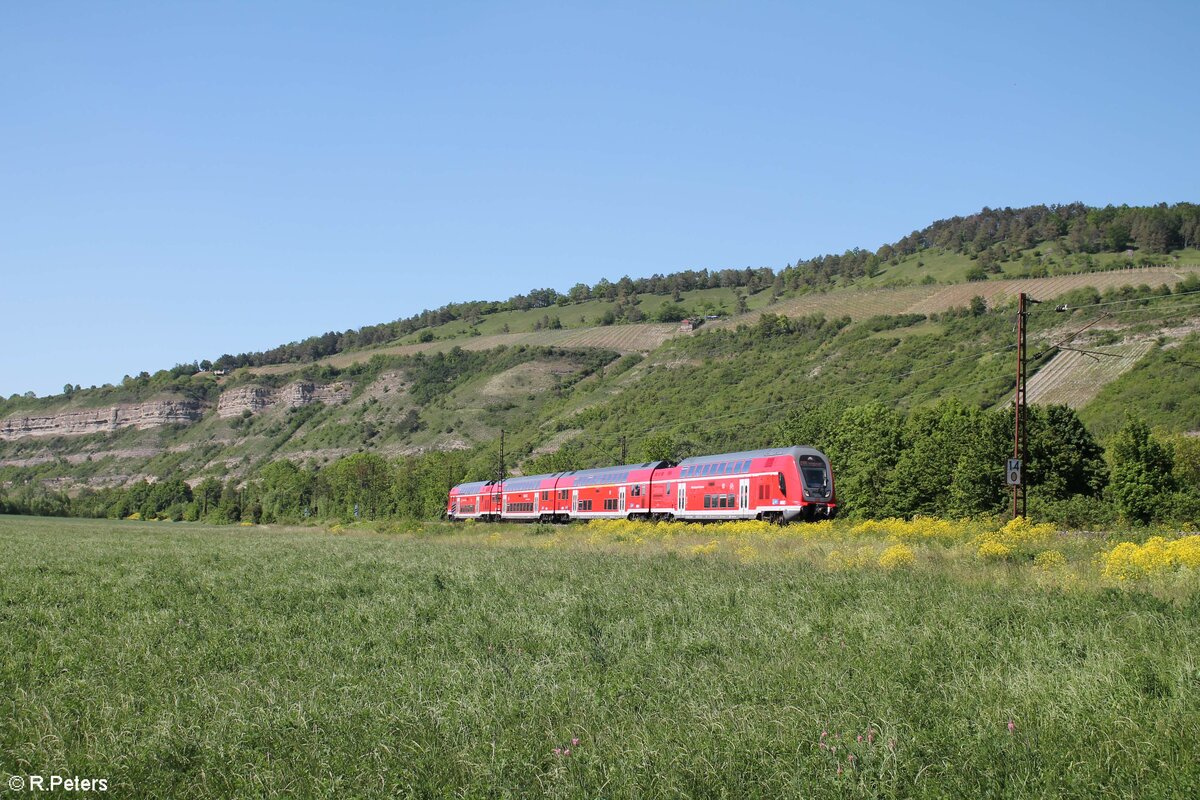 Ein Unbekannter 445 als RE bei Thüngersheim. 02.07.21