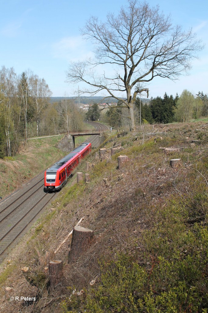 Ein unbekannter 612er auf dem Weg nach Dresden bei Ritlasreuth. 17.04.14