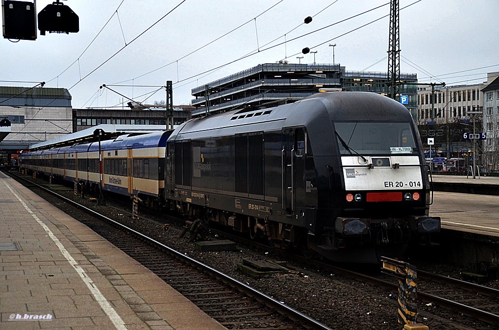 ER 20-014 schob eine NOB-einheit zum bf hh-altona,05.01.15