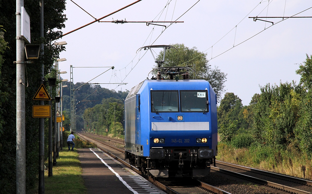 ERC 145-CL 202/145 098-0 auf Solofahrt am Rhein...hier bei der Durchfahrt in Andernach-Namedy. 13.09.2021