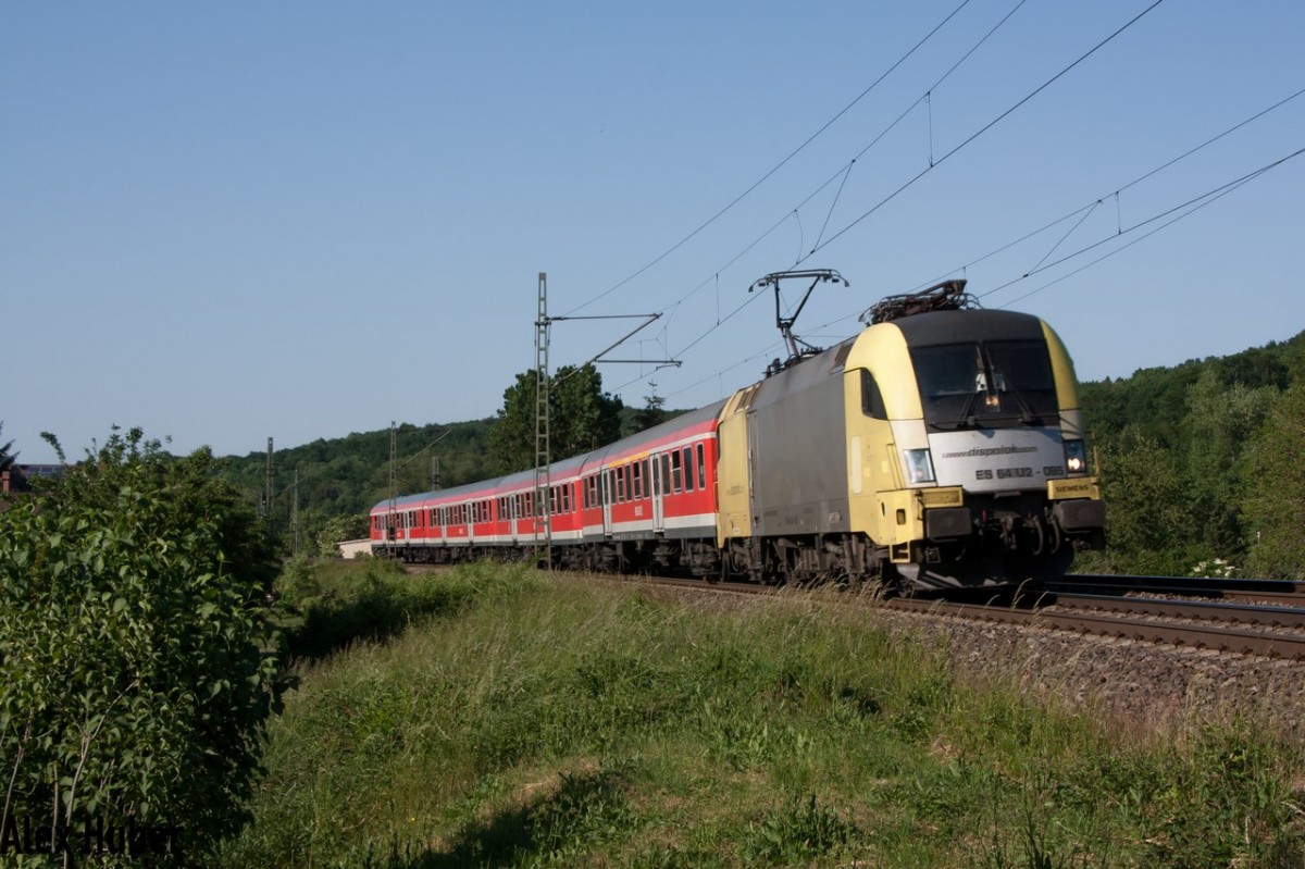 ES 64 U2-095 mit einer RB nach Eisenach in Saaleck