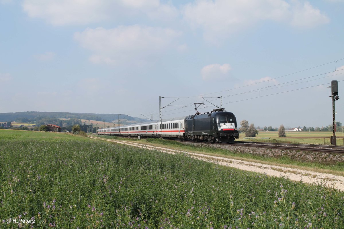 ES64 U2 025 zieht den IC 2083  Königsee  Hamburg - Berchtesgaden bei Wettersheim kurz vor Treuchtlingen. 24.09.16