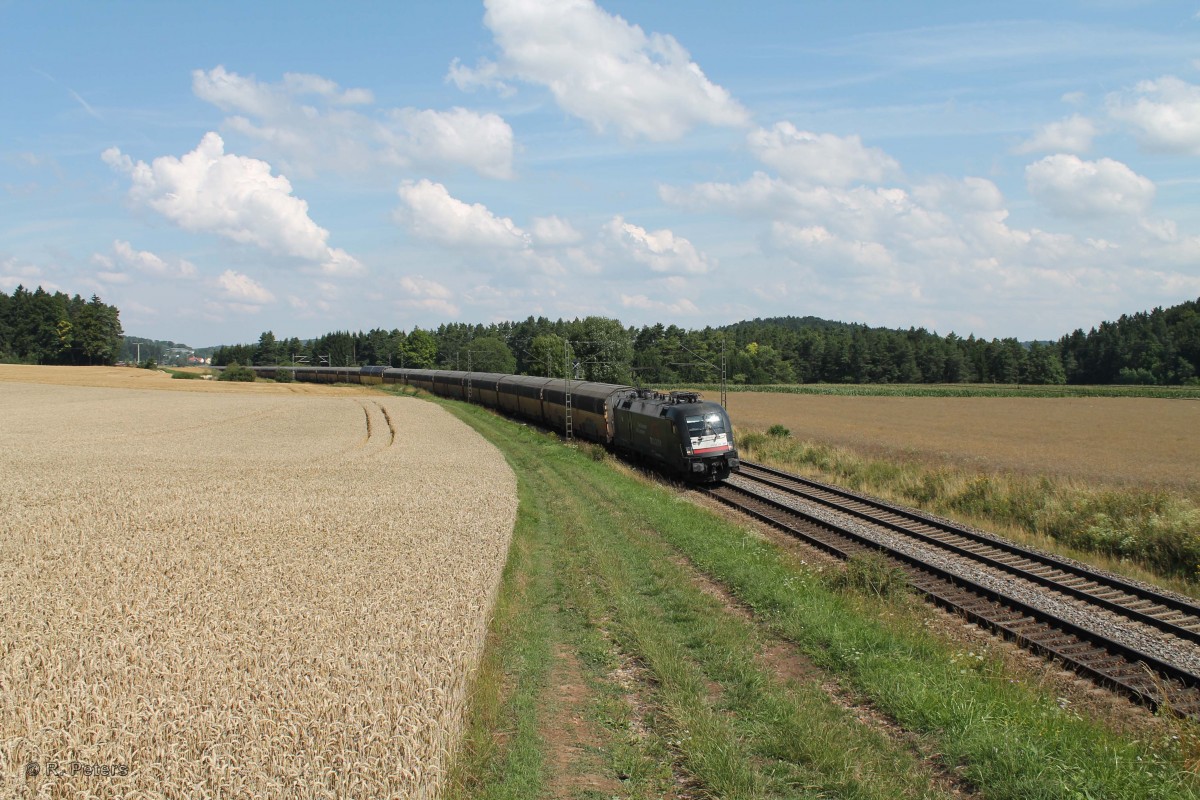 ES64 U2-099 zieht ein BMW Zug nach Regensburg bei Dettenhofen. 23.07.14