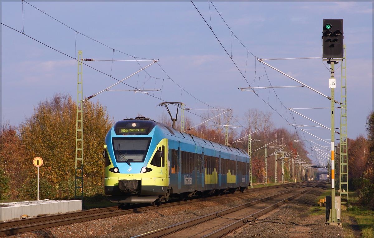 ET 019 der Westfalenbahn als RB 66 nach Münster am 22.11.14 in Westbevern