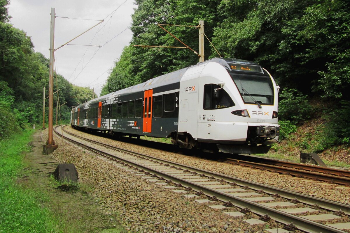 ET6-04 legt sich bei Venlo Bovenste Molen in die Kurve am 31 Augustus 2013.