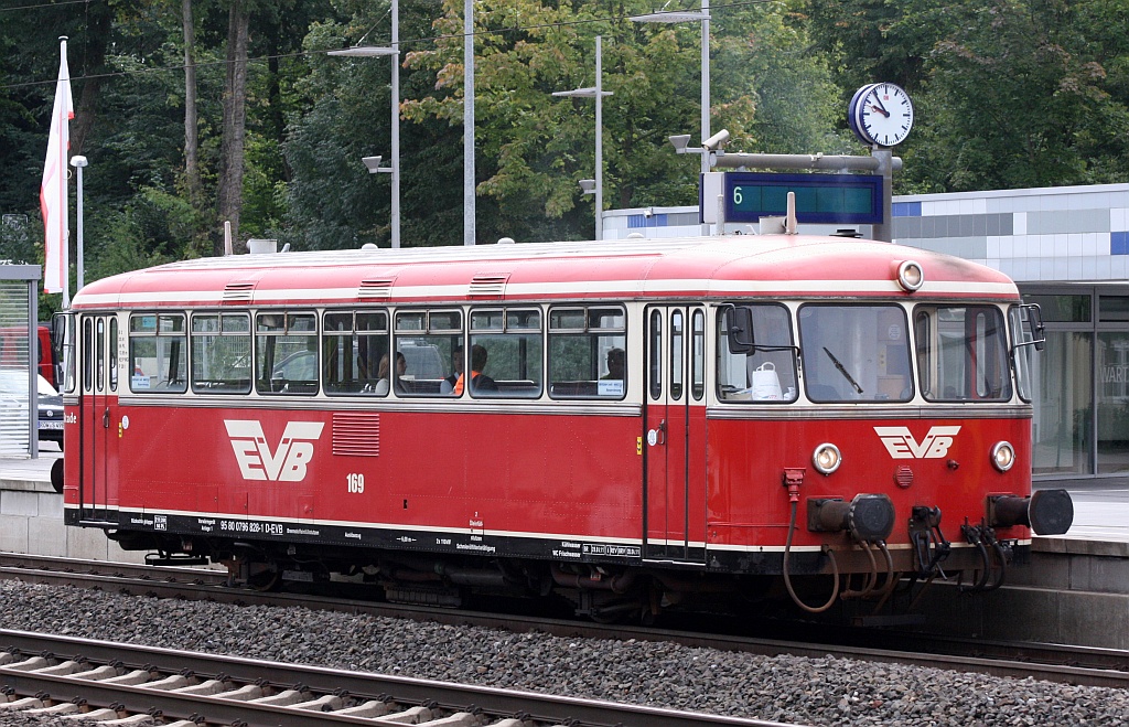 EVB 169  Stade  796 828-1 auf Schulungsfahrt aufgenommen im Bhf von Rotenburg(Wümme). 06.09.12