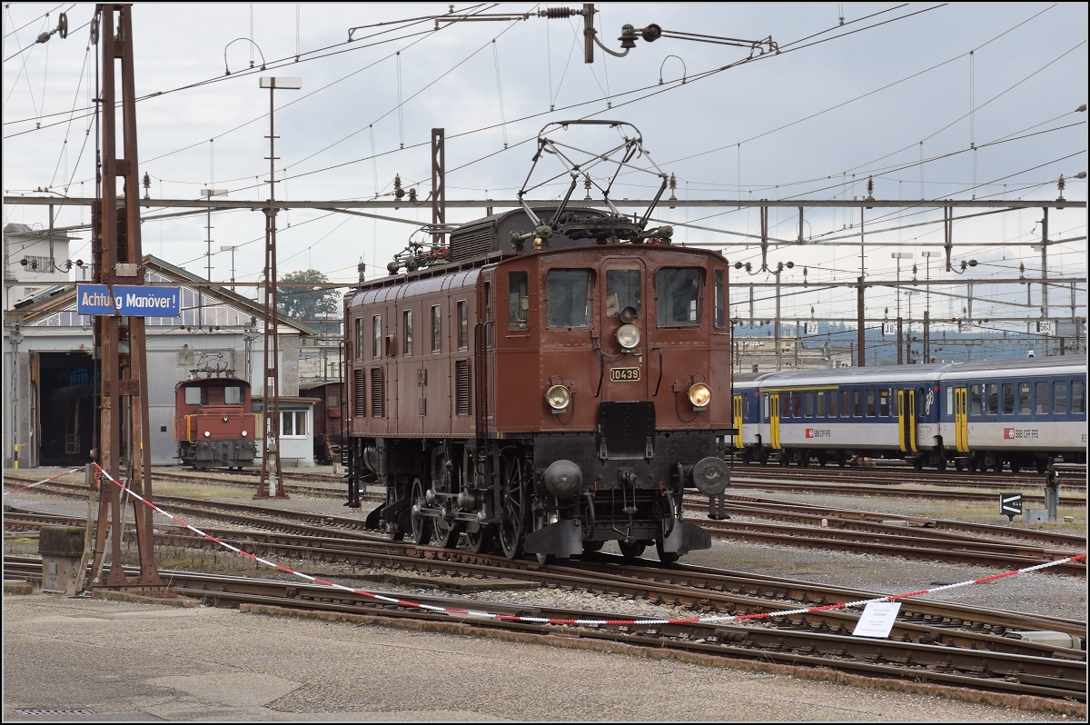 Fitnessfahrten. Ae 3/6 II 10439 im Depot Olten. Oktober 2019.