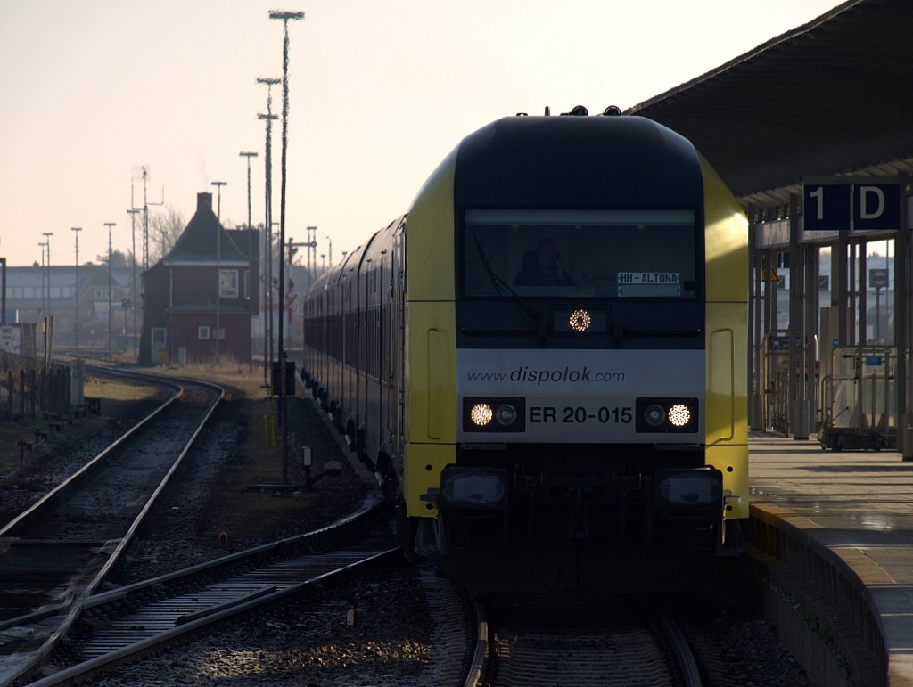 Frostig war es am 29.01.2011 beim Besuch auf der Insel Sylt. 223 015-9/ER 20-015 brachte uns mit der NOB aus Hamburg dort hin.