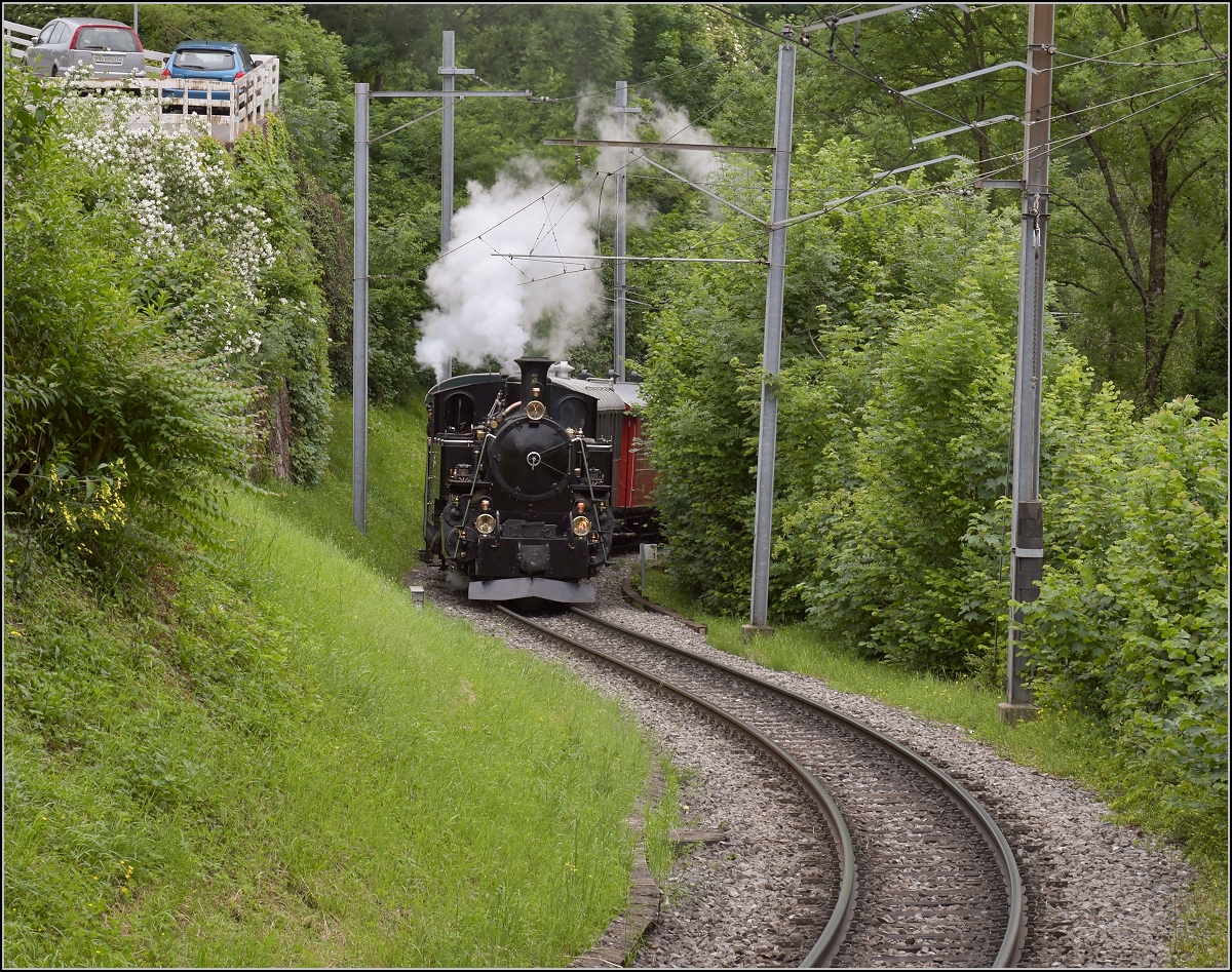 Furkalok am Genfersee mit dem Riviera-Express. Die HG 3/4 3 der BFD in Vevey-Gilamont. Juni 2017.