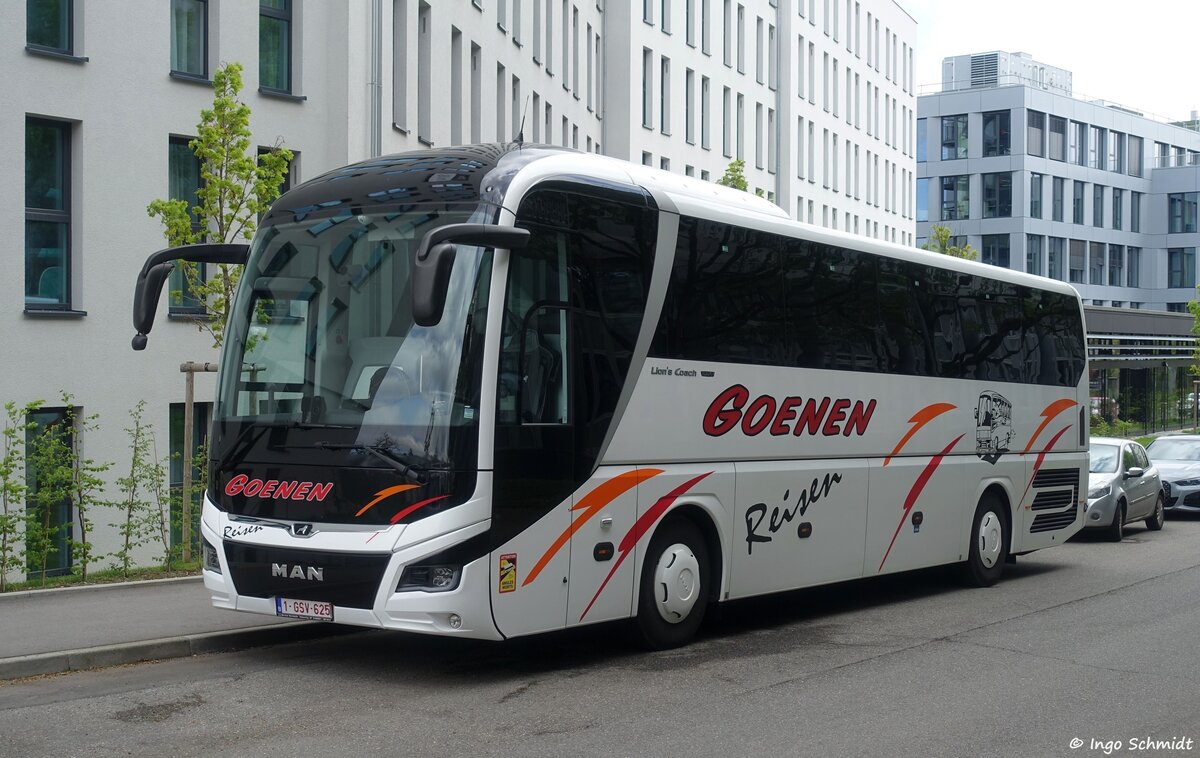 Goenen Reisen aus Btgenbach | 1-GSV-625 | MAN Lion`s Coach | 29.04.2023 in Stuttgart