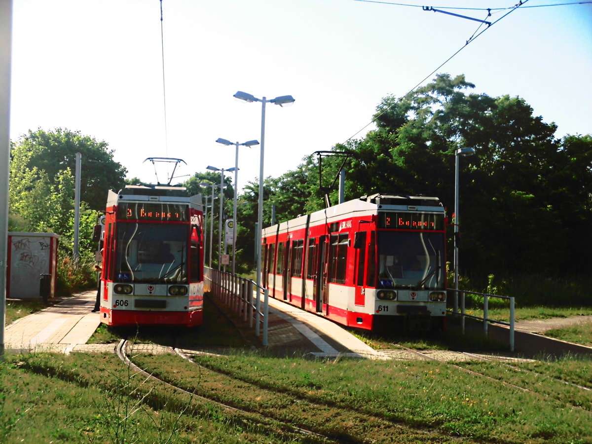 HAVAG Wagen 606 und 611 an der Endhaltestelle Halle, Soltauer Strae am 19.6.17