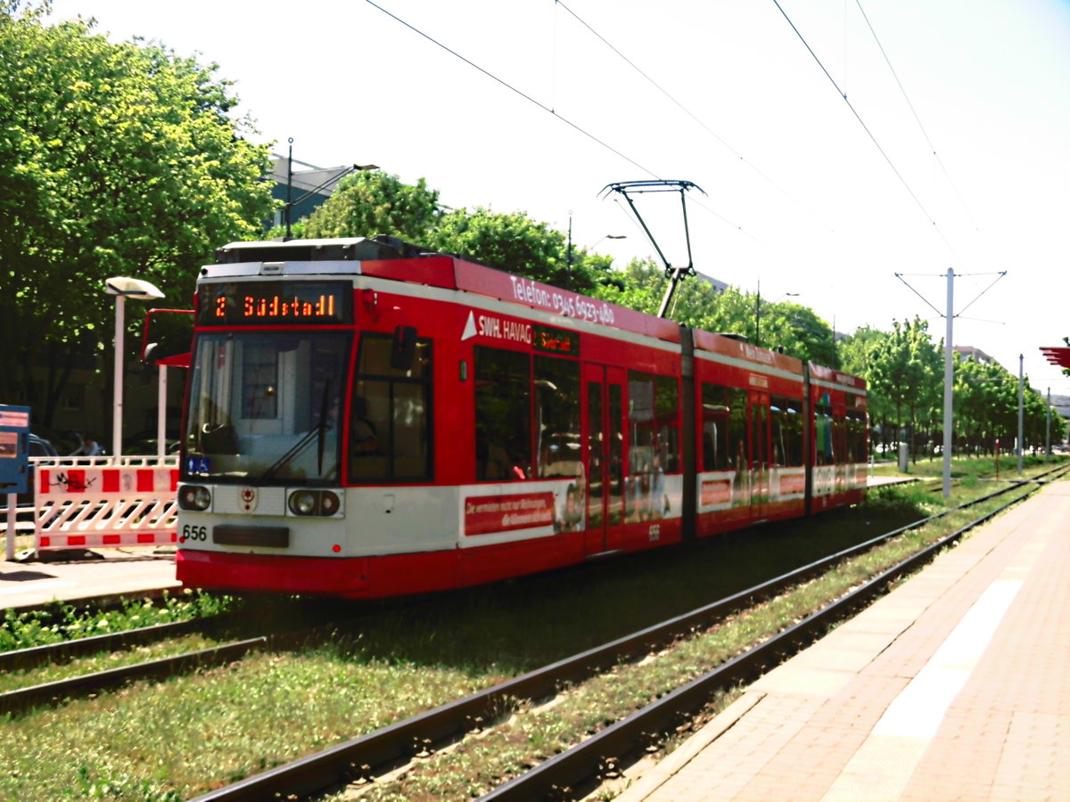 HAVAG Wagen 656 als Linie 2 mit ziel Sdstadt an der Haltestelle An der Feuerwache am 8.5.18