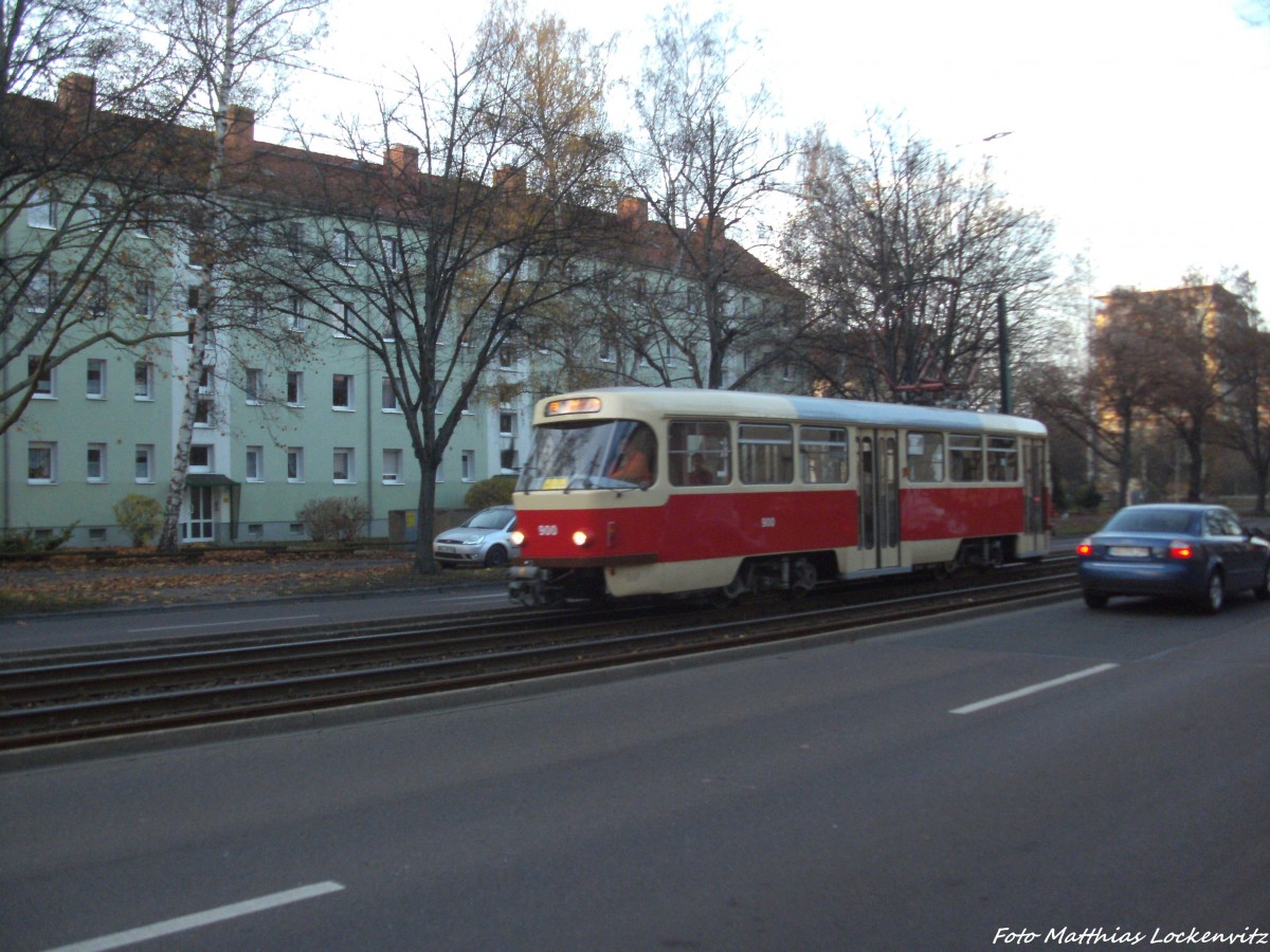 HAVAG Wagen 900 als Sonderfahrt kurz vor der Haltestelle S-Bahnhof Rosengarten am 15.11.14