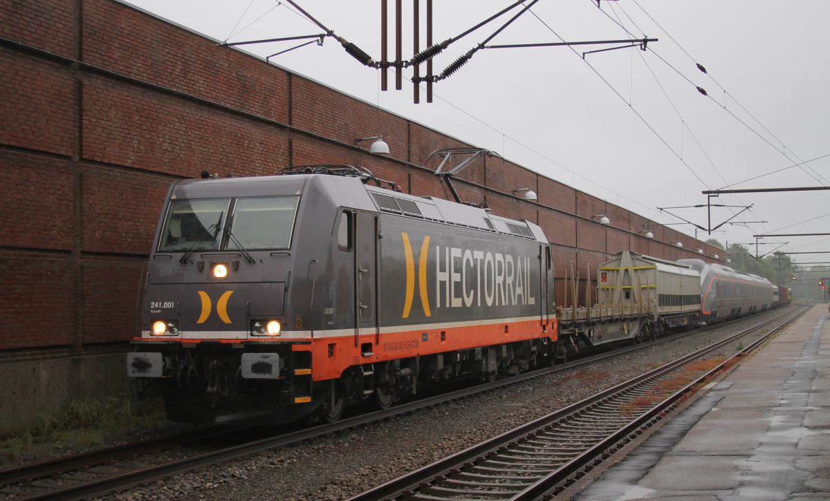 Hectorrail 241.001 mit FlyToGet 9476 0403 004-1/ MC/MI 004, Padborg/DK 26.05.2019