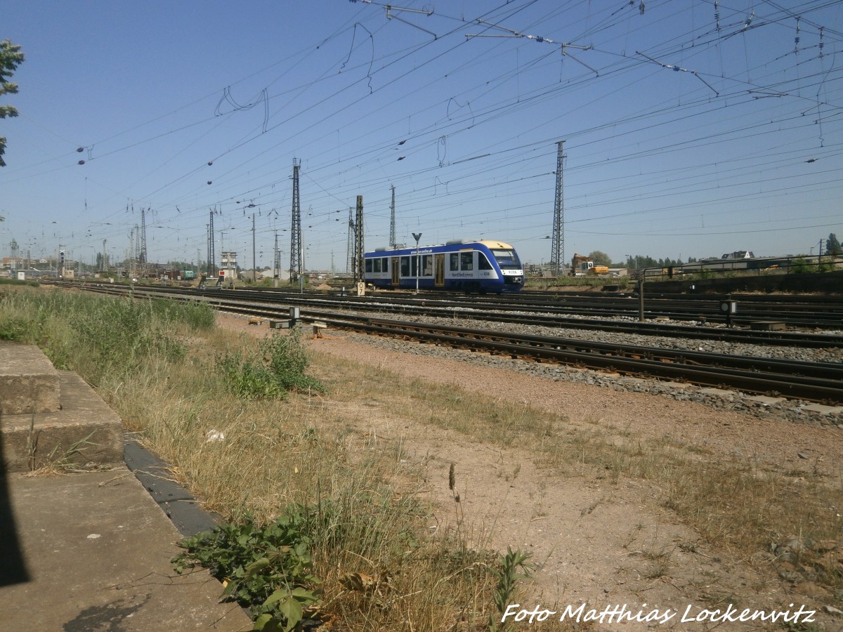 HEX Lint 24 bei der einfahrt in den Hallenser Hbf am 5.6.15