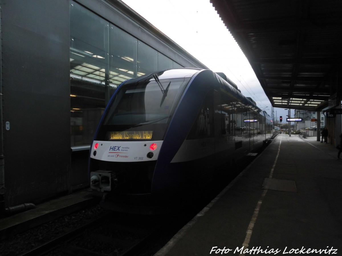 HEX VT 302 im Bahnhof Halle (Saale) Hbf am 13.12.15