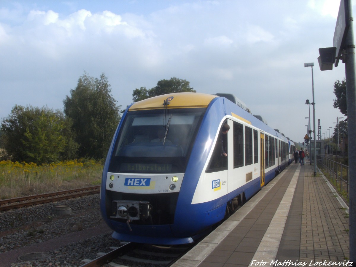 HEX VT 808 und ein Lint 27 mit ziel Halberstadt / Bernburg im Bahnhof Halle-Trotha am 8.9.14