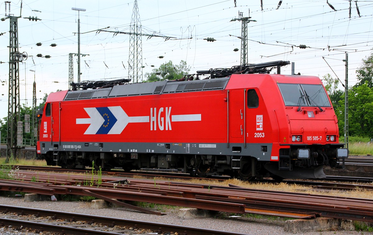 HGK 2053/ 185 585-7 Basel bad Bhf 01.06.2012