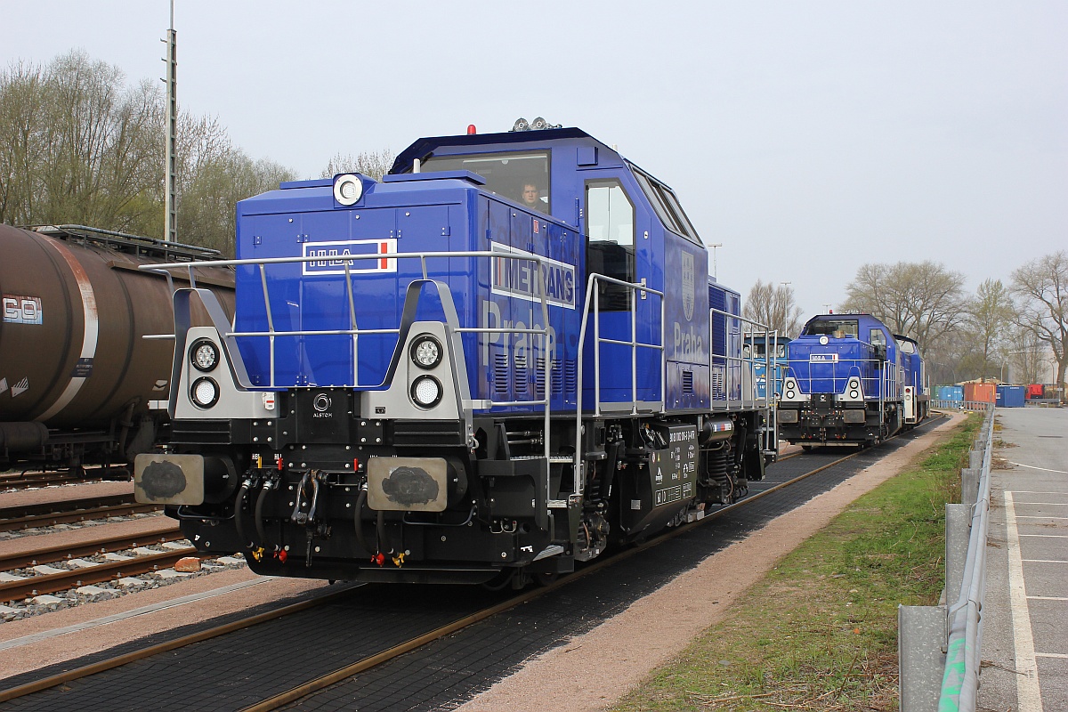 HHLA/Metrans H3 9080 1002 016-6(REV/LS X/17.01.17)  Praha  frisch eingestellt ruht sich hier am Eurogate-Terminal aus. HH Dradenau 01.04.2017