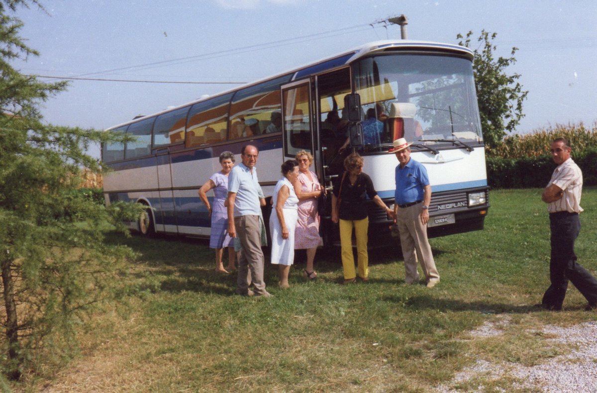 (HHT 919) - Aus dem Archiv: ??? - VE 526'828 - Neoplan im Jahr 1983