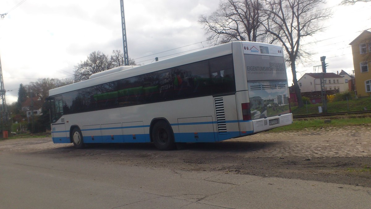 ....hier mal ein MAN der am Nachmittag in Burg Stargard am Bahnhof steht um den schlerverkehr zu bernehmen