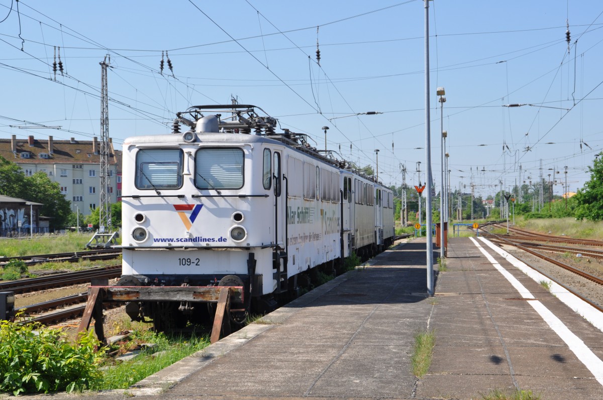 Hier mein erstes Bild aufgenommen am 22.05.2014 am Gleis 17a in Berlin Lichtenberg direkt am Stellwerk B6