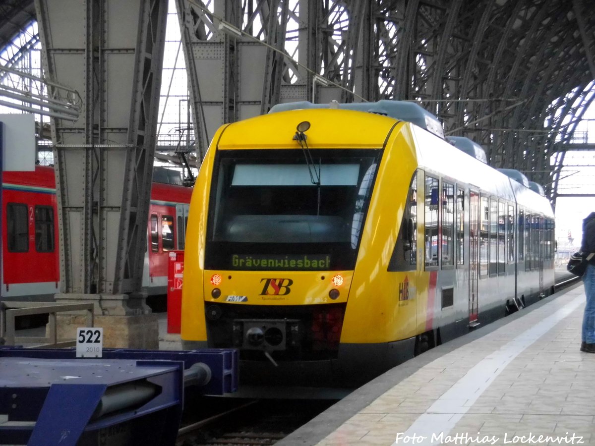 HLB Lint mit ziel Grvenwiesbach im Bahnhof Frankfurt (Main) Hbf am 17.1.17