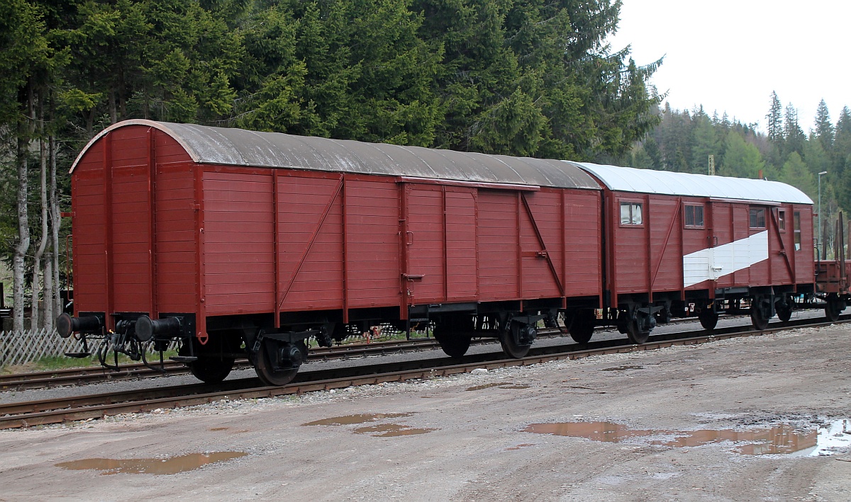 IG 3Seenbahn Seebrugg...restaurierte  Leig-Einheit  der Gattung Gllmehs52. Seebrugg 09.05.2017