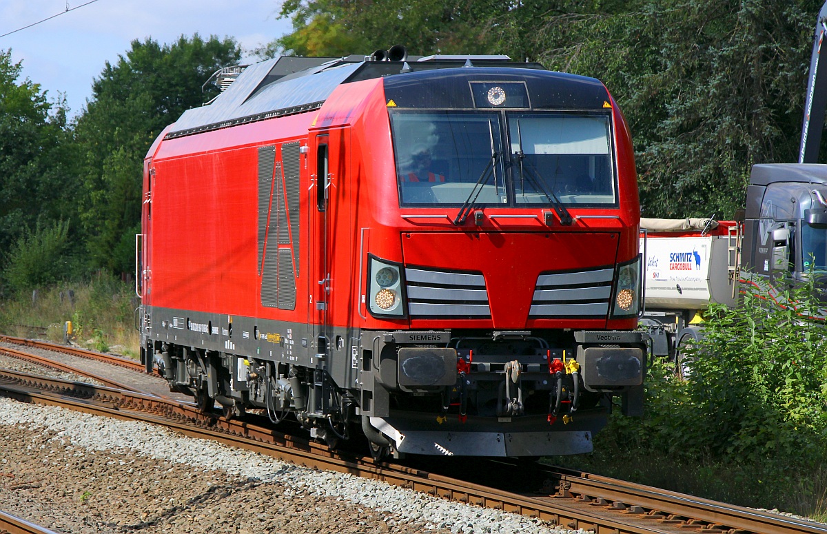 In schickem Stern & Hafferl rot....2248 998-7, REV/MMAL/08.04.22 auf Rangierfahrt in Jübek. 25.08.2022