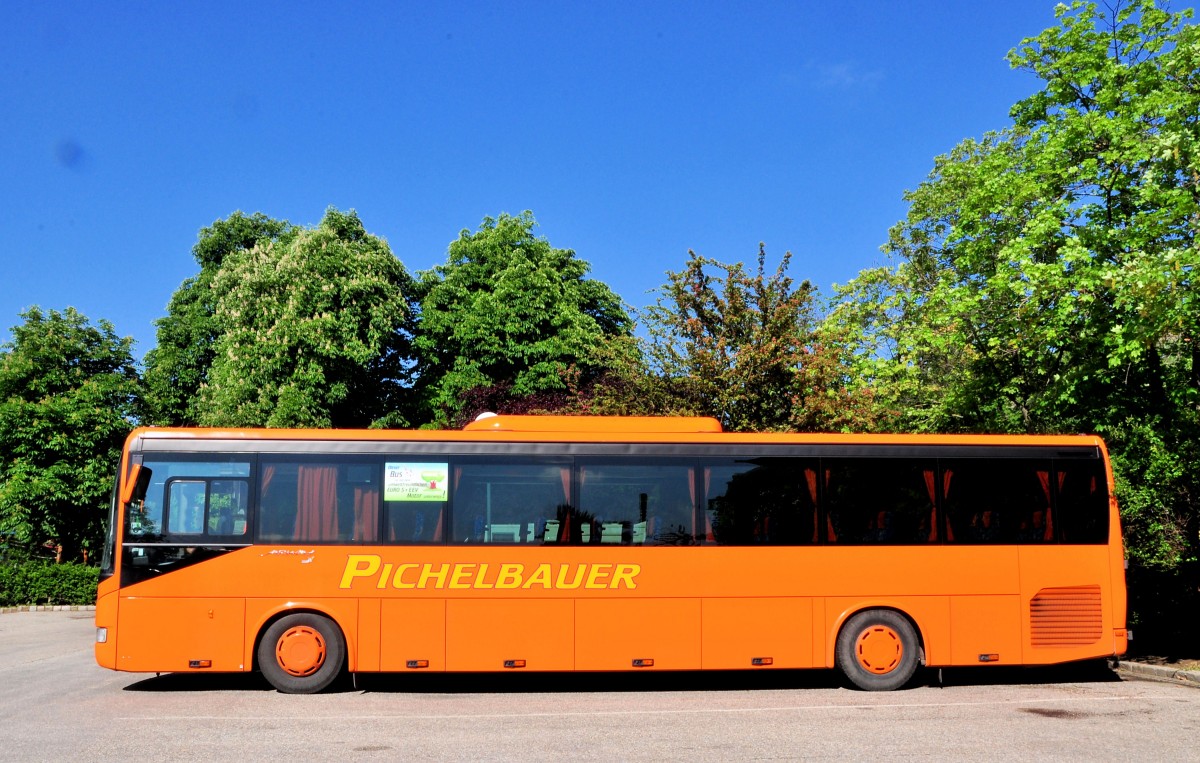 Irisbus Arway von Pichelbauer aus Niedersterreich am 20.Mai 2014 in Krems gesehen.